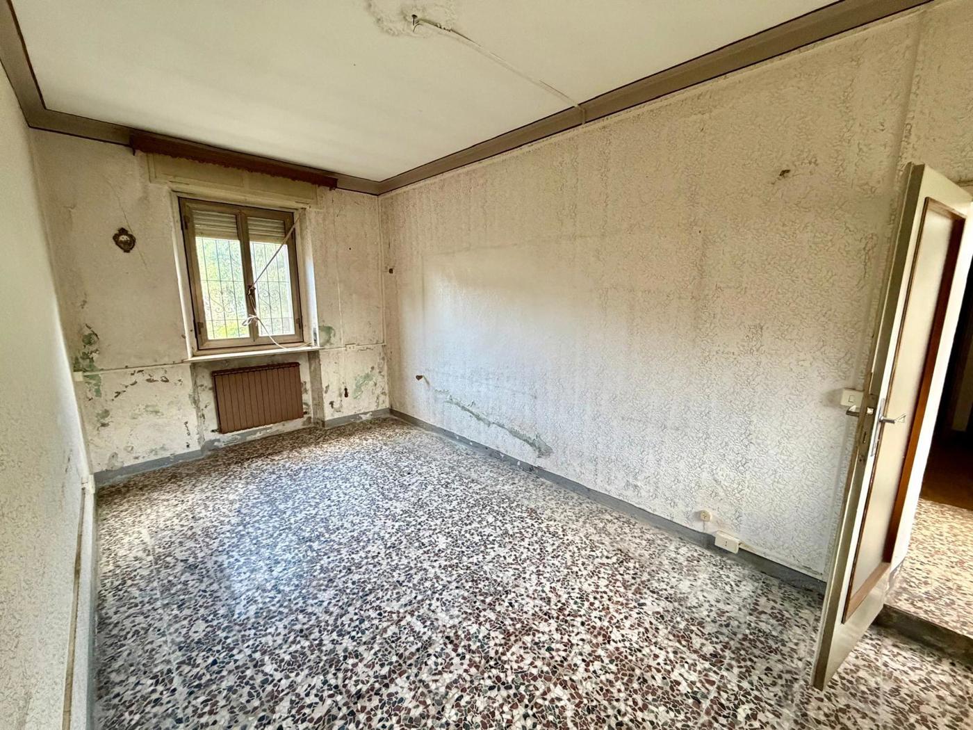 Casa indipendente con giardino a Mortara