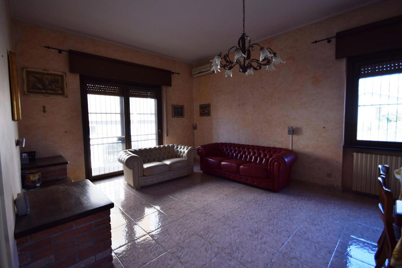 Villa in vendita a Mortara