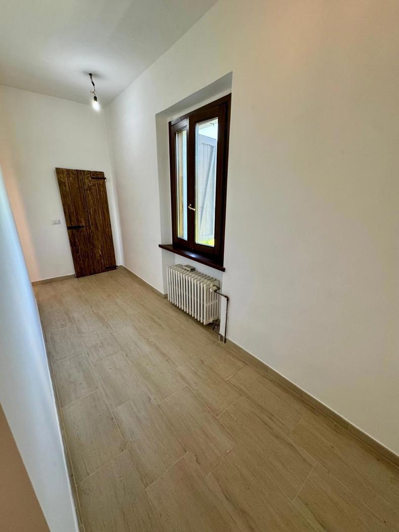 Rustico con giardino a Mortara