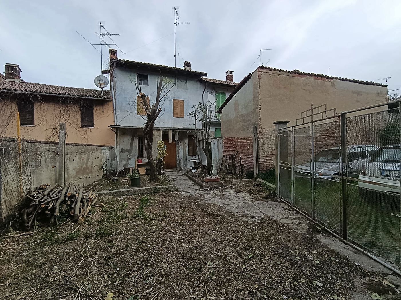 Casa indipendente con giardino a Mortara