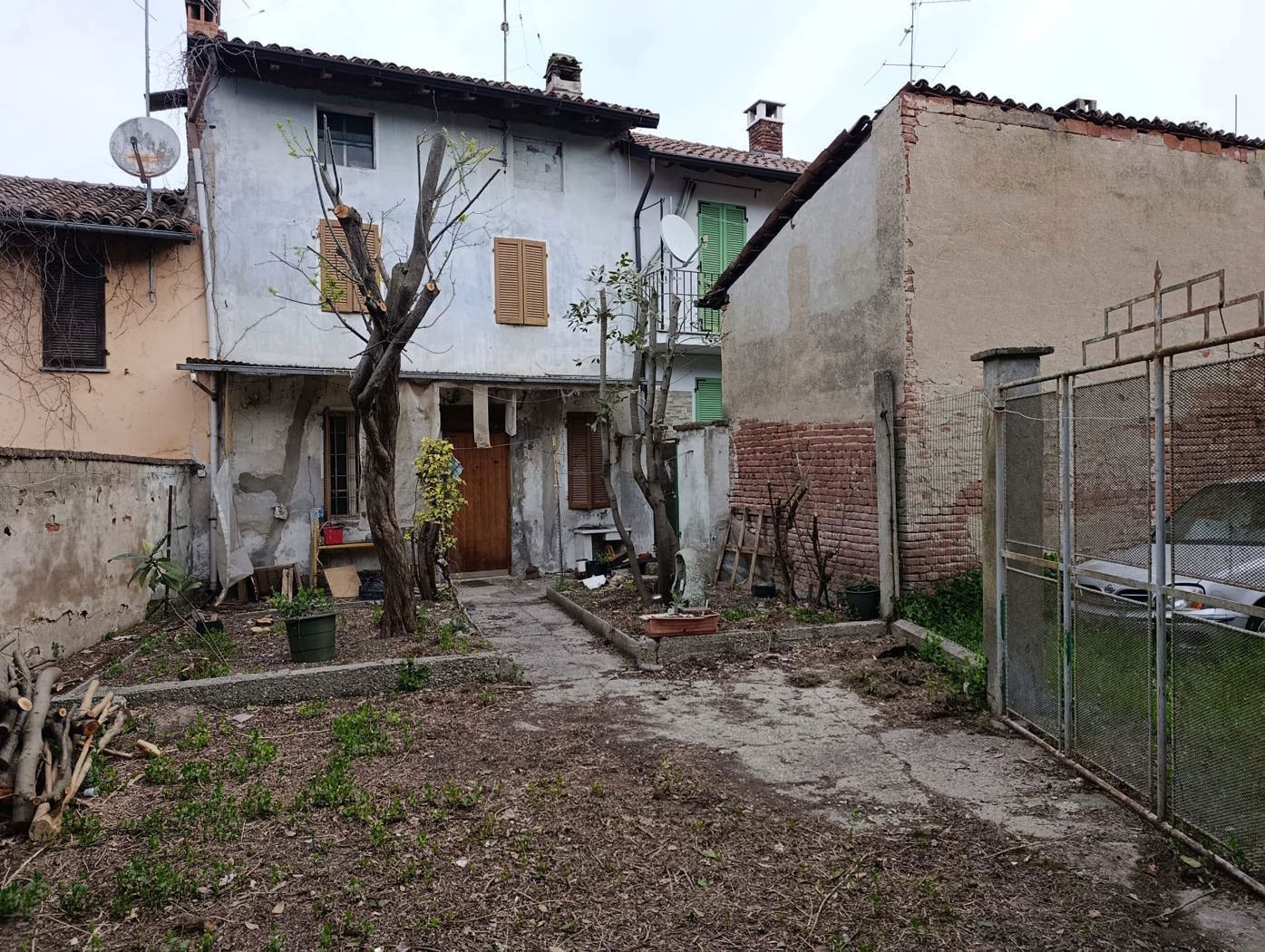 Casa indipendente con giardino a Mortara