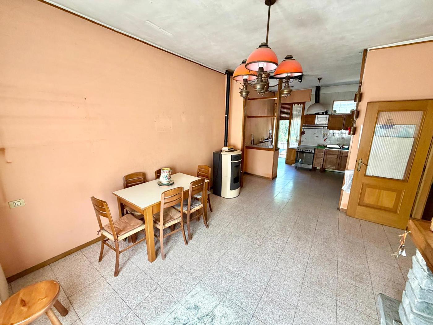 Casa indipendente da ristrutturare a Mortara
