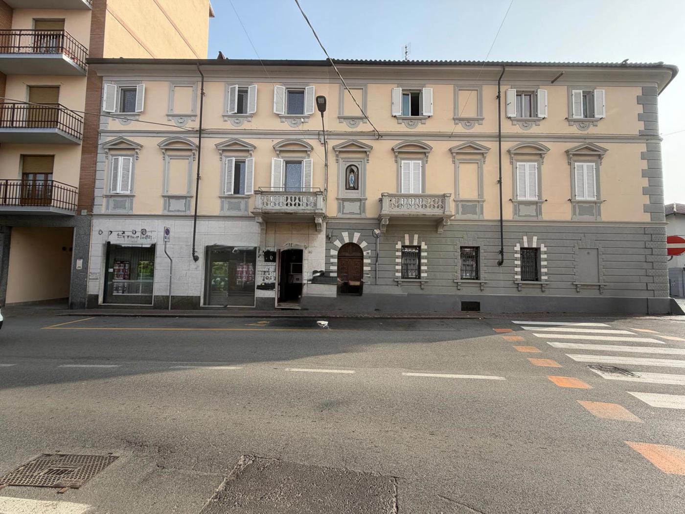 Ufficio ristrutturato a Cigliano
