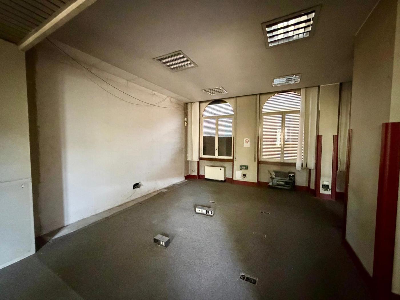 Ufficio in vendita a Mortara