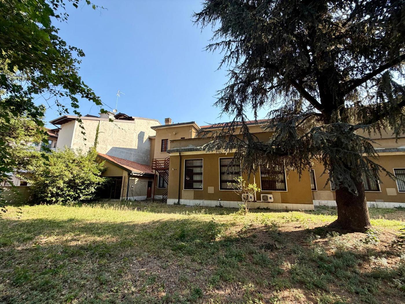 Ufficio in vendita a Mortara