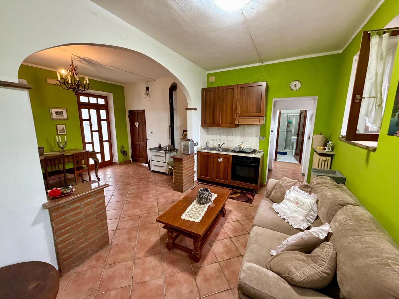Casa indipendente in vendita a Breme