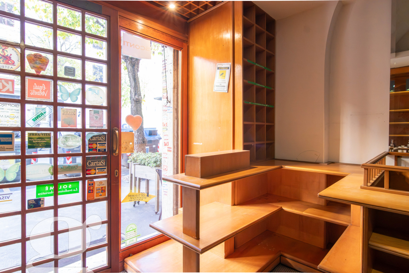 Negozio in affitto a Roma