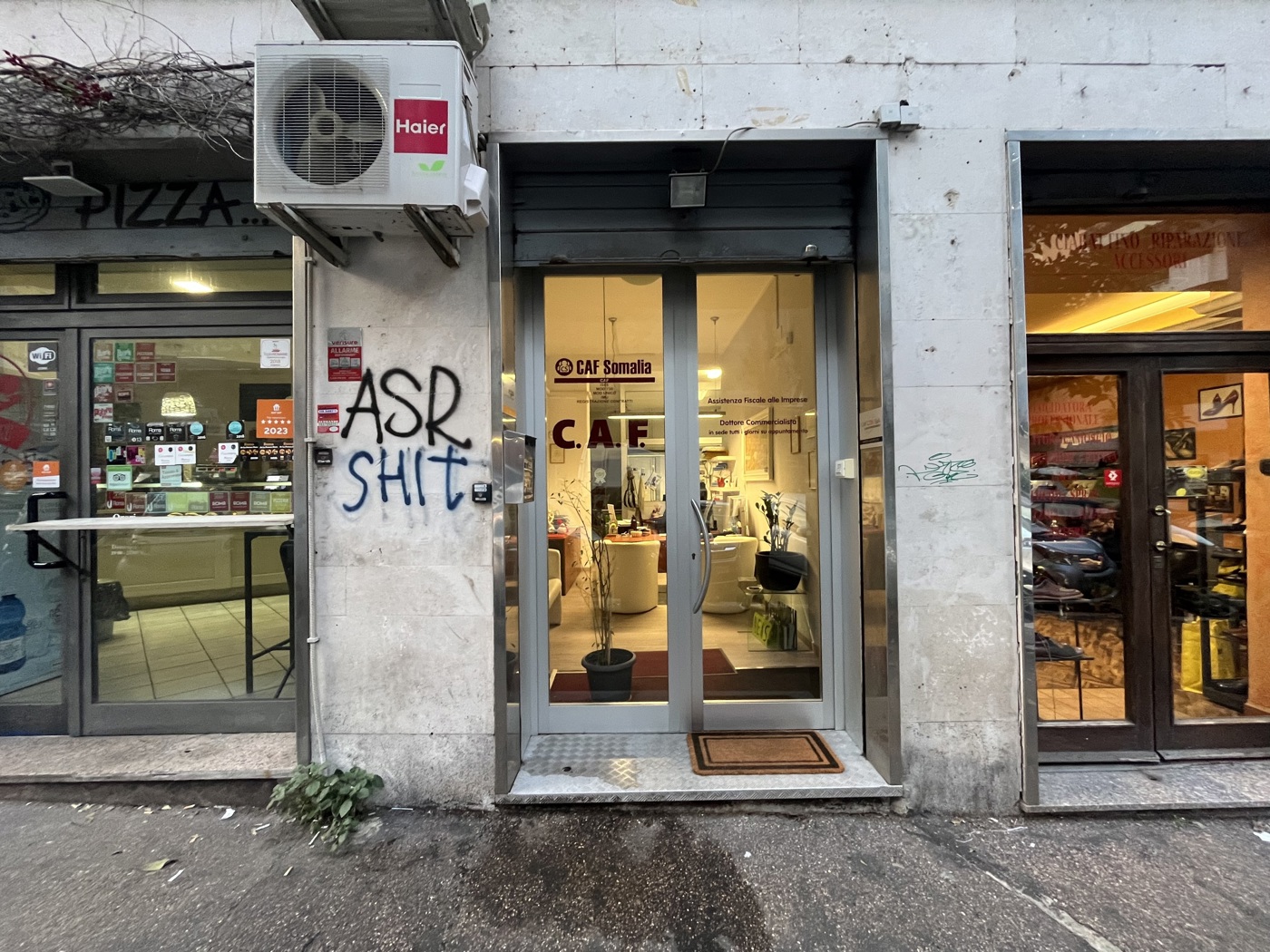 Negozio in affitto a Roma