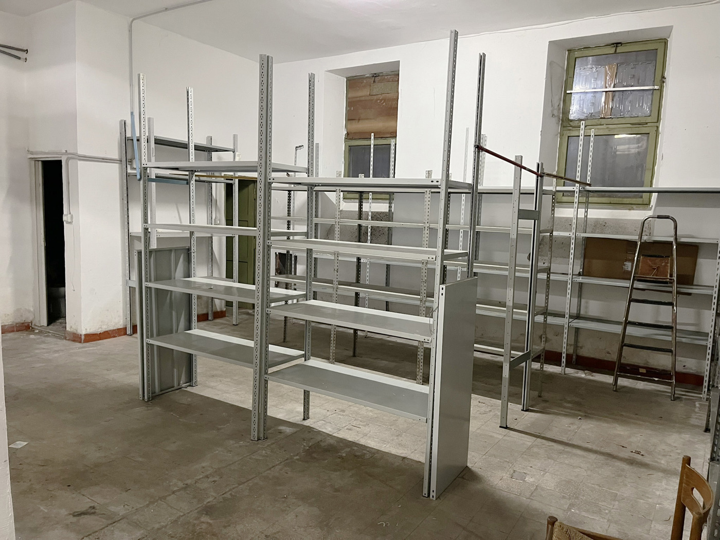 Box/Garage 91mq in affitto a Roma