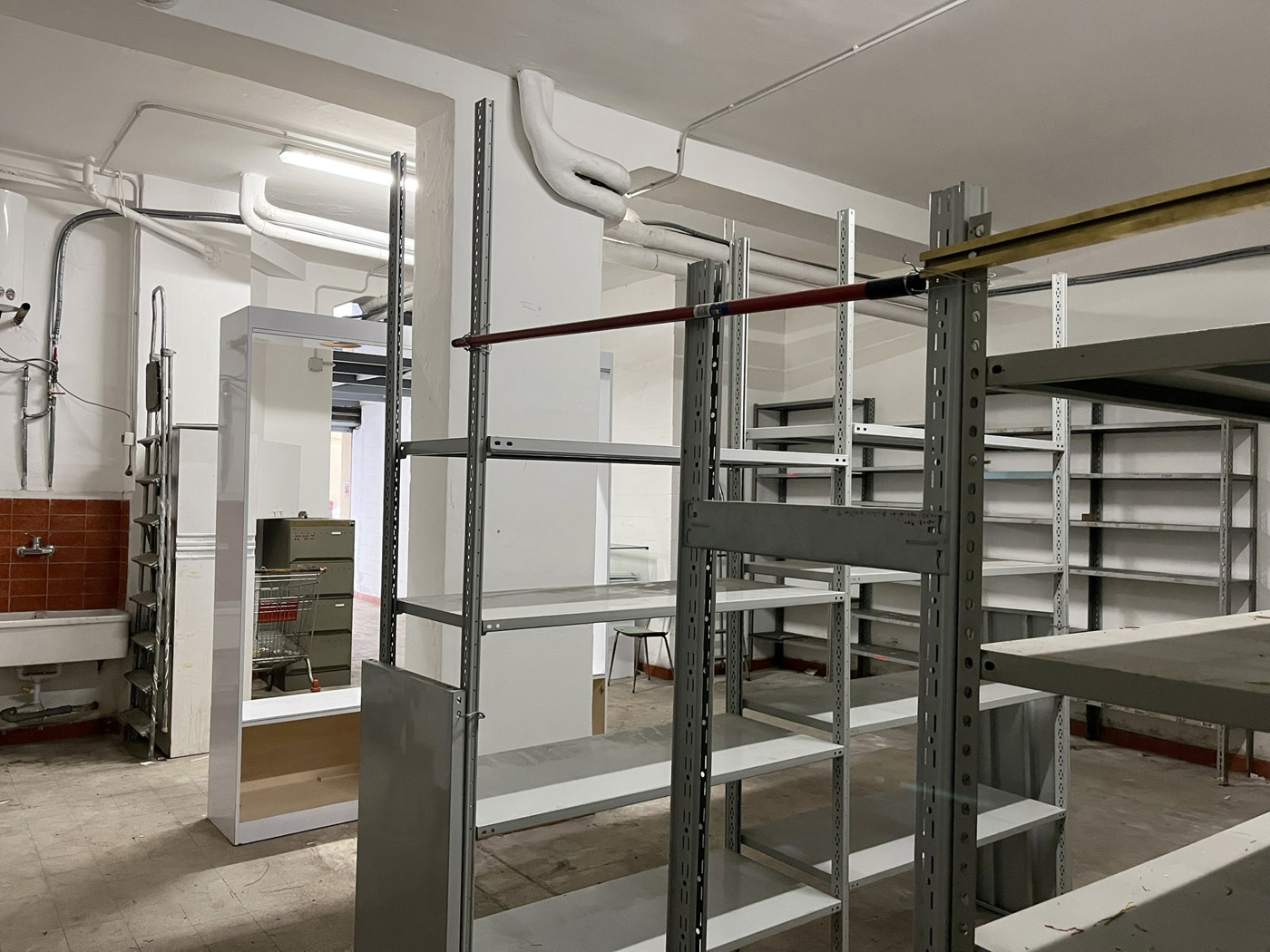 Box/Garage 91mq in affitto a Roma