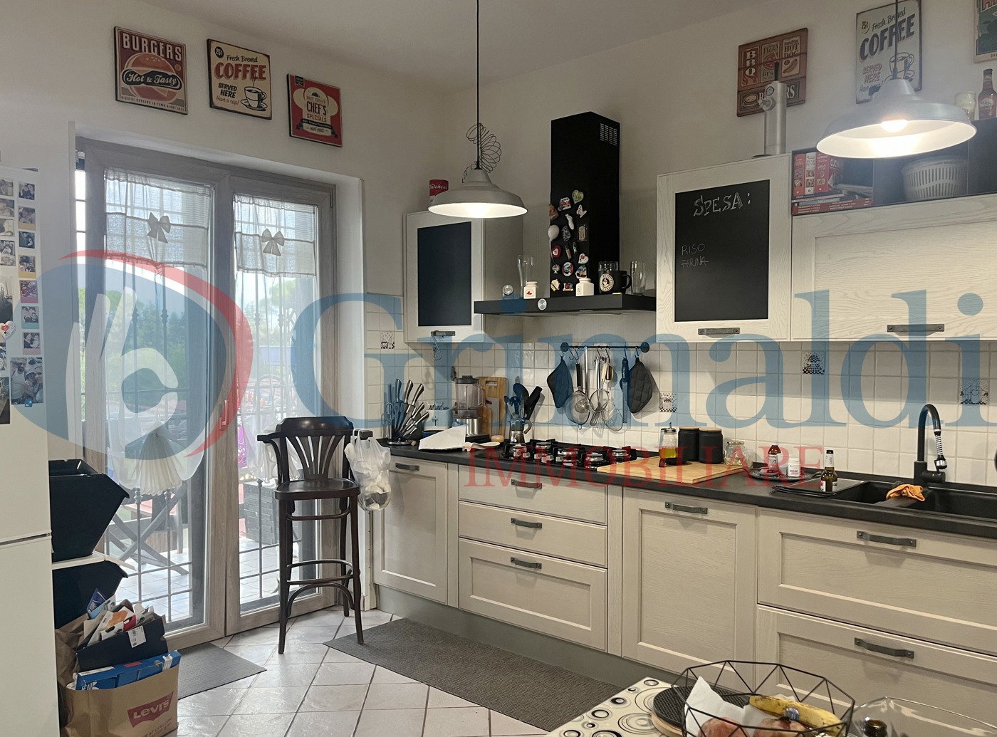 Villa con giardino a Roma