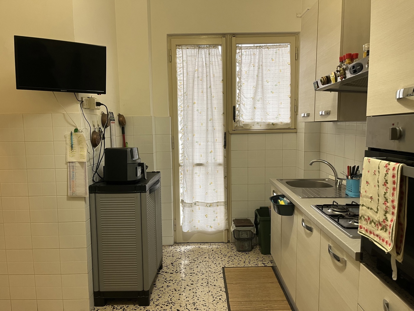 Trilocale arredato in affitto a Roma