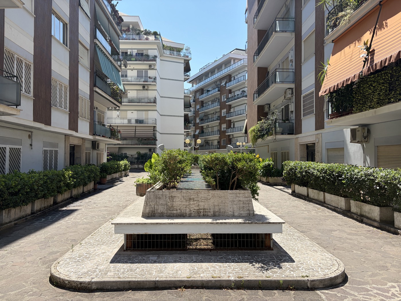 Quadrilocale in affitto a Roma