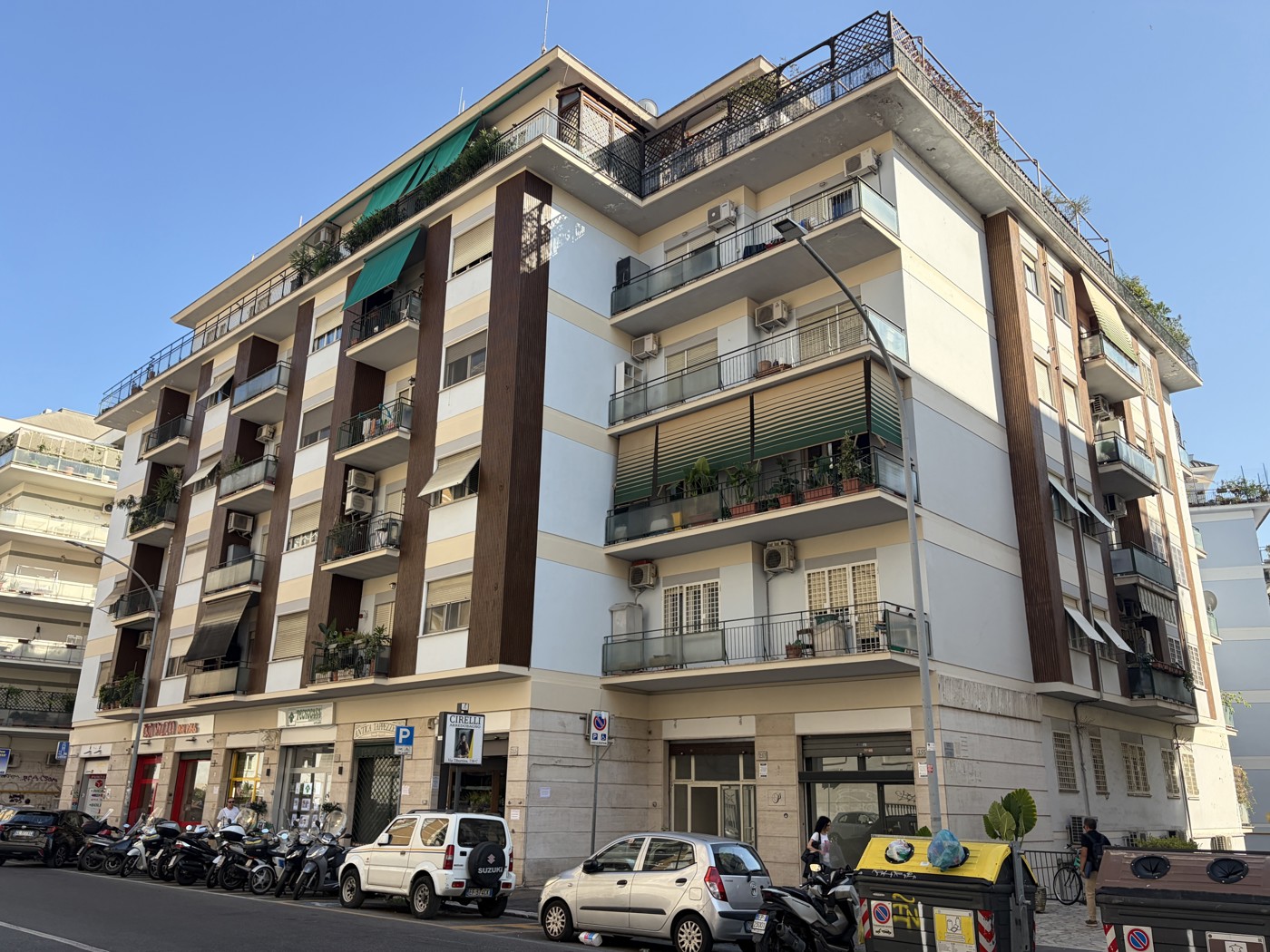 Negozio in affitto a Roma