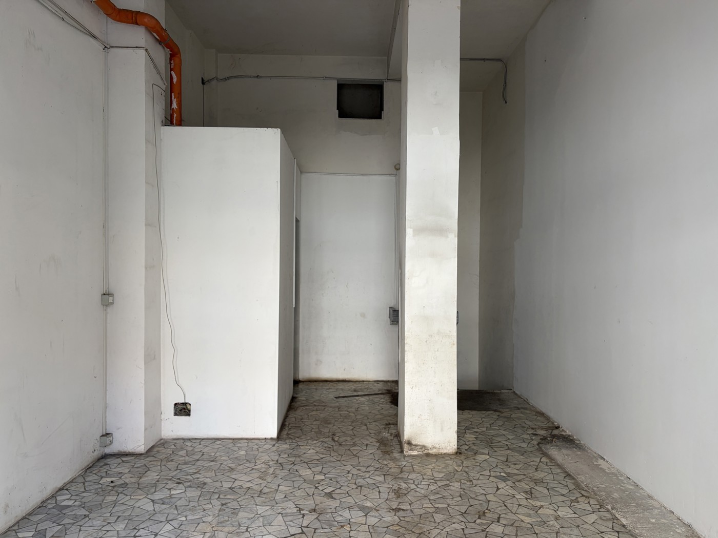 Negozio in affitto a Roma