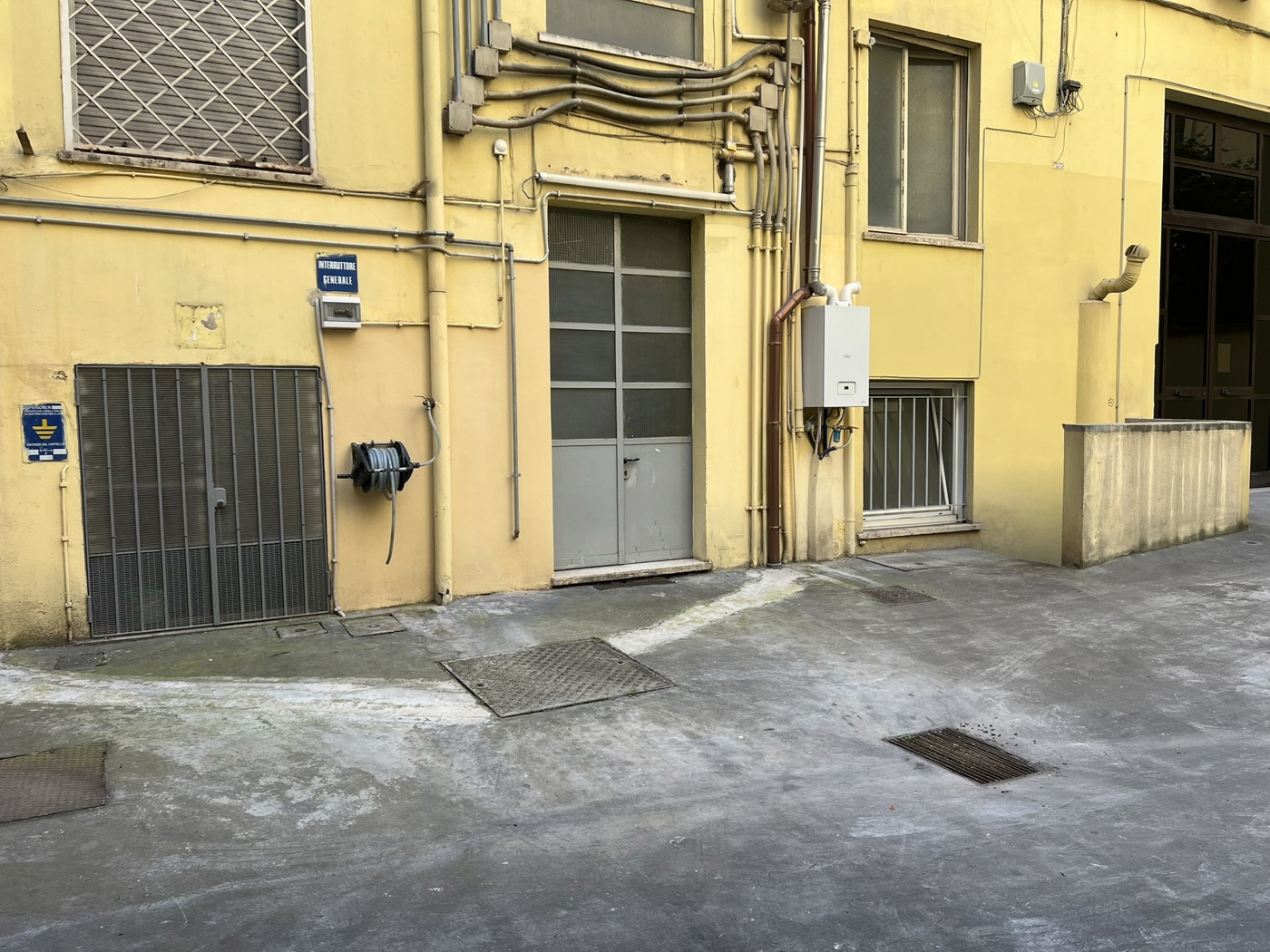 Box/Garage 14mq in affitto a Roma