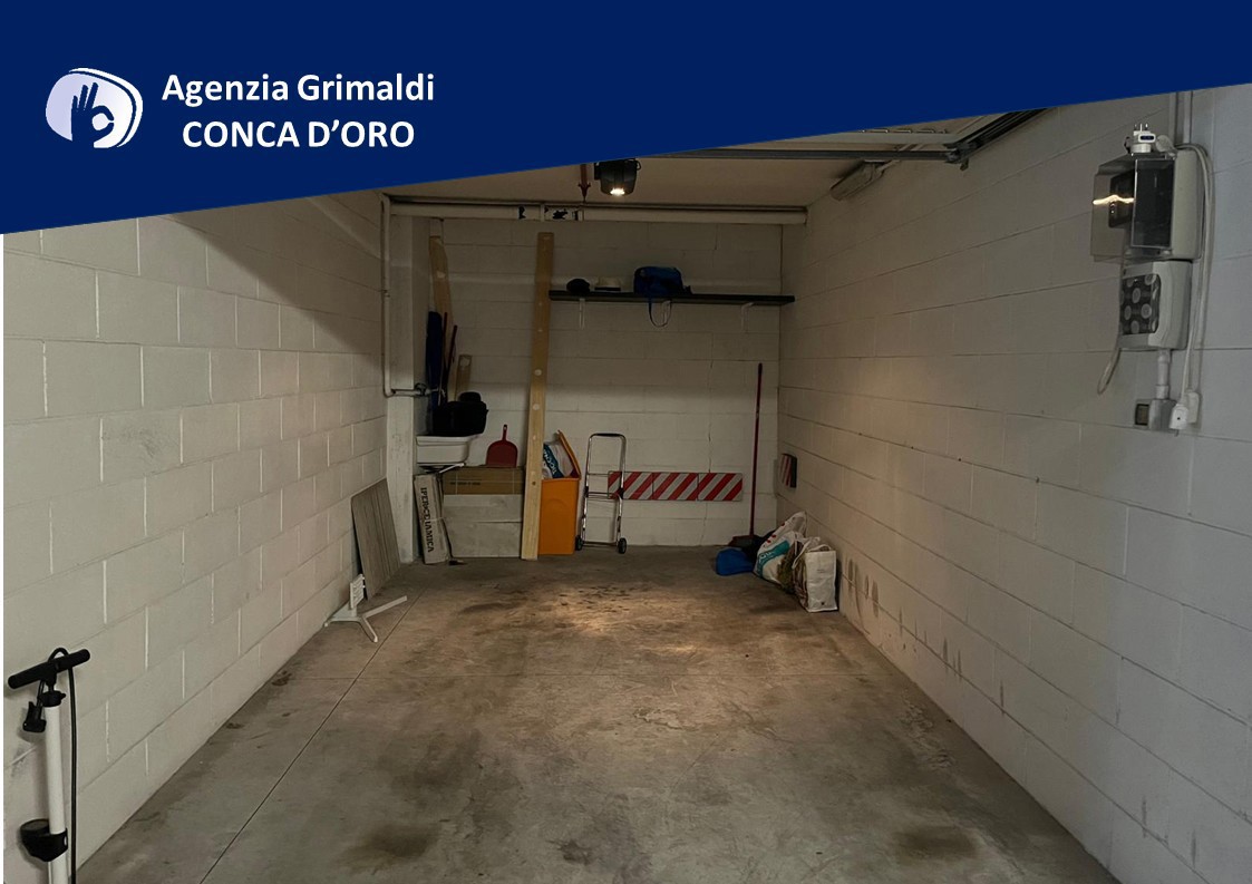 Box/Garage 17mq in affitto a Roma