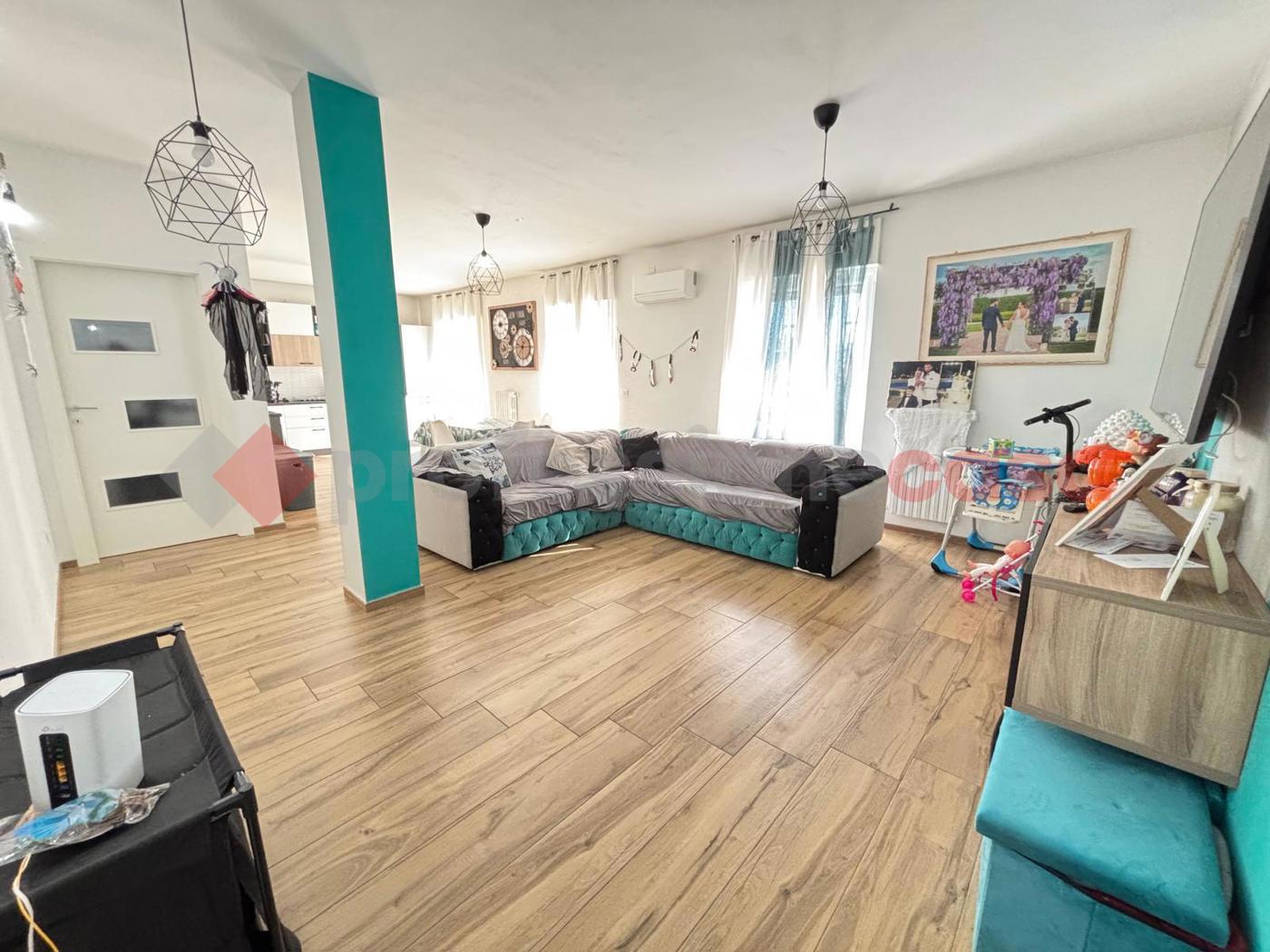 Trilocale ristrutturato a Bari