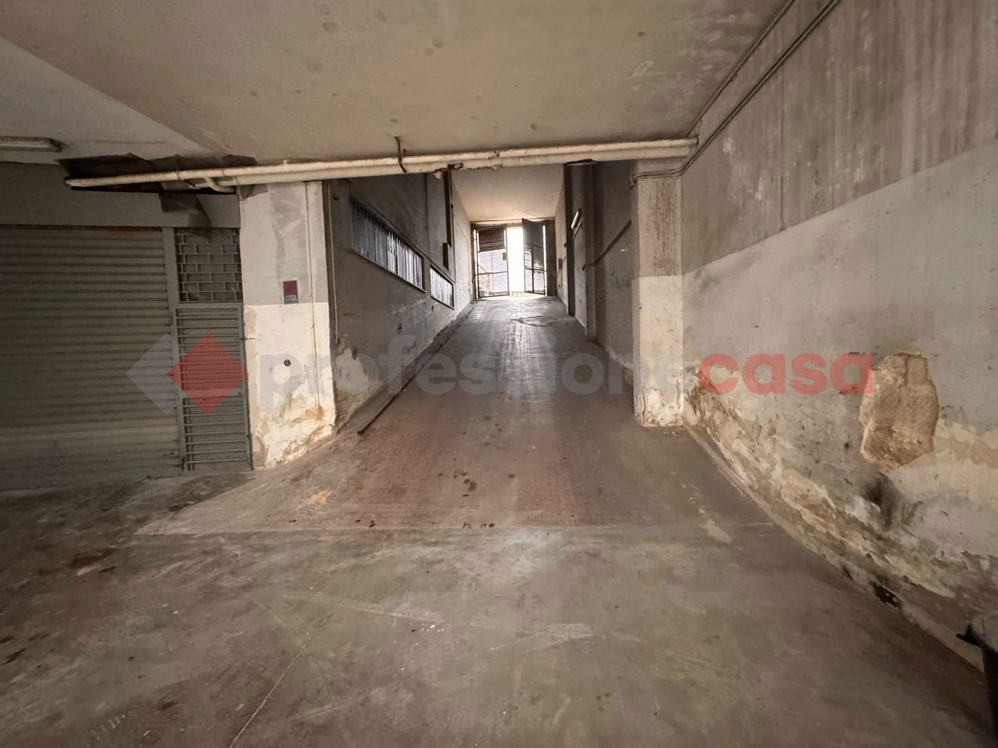 Box/Garage 14mq in vendita a Bari