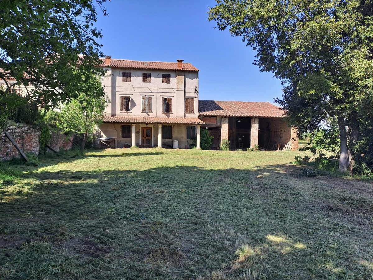 Casa indipendente con giardino a Cologna Veneta