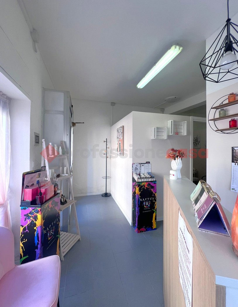 Negozio in affitto a Zimella