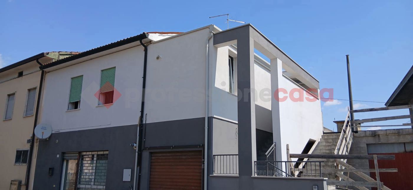 Trilocale in vendita a Roveredo di Gu�