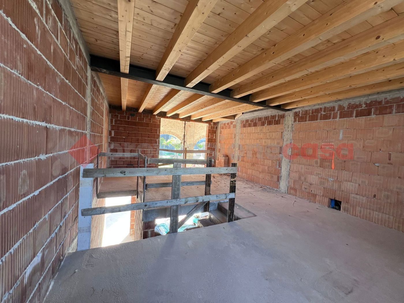 Villa nuova a Roveredo di Gu�