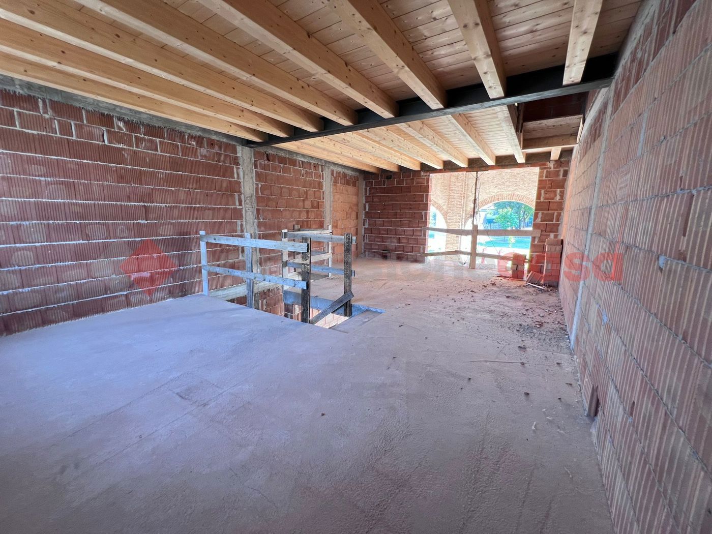 Villa nuova a Roveredo di Gu�