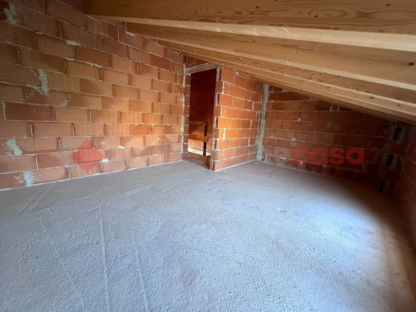 Villa nuova a Roveredo di Gu�