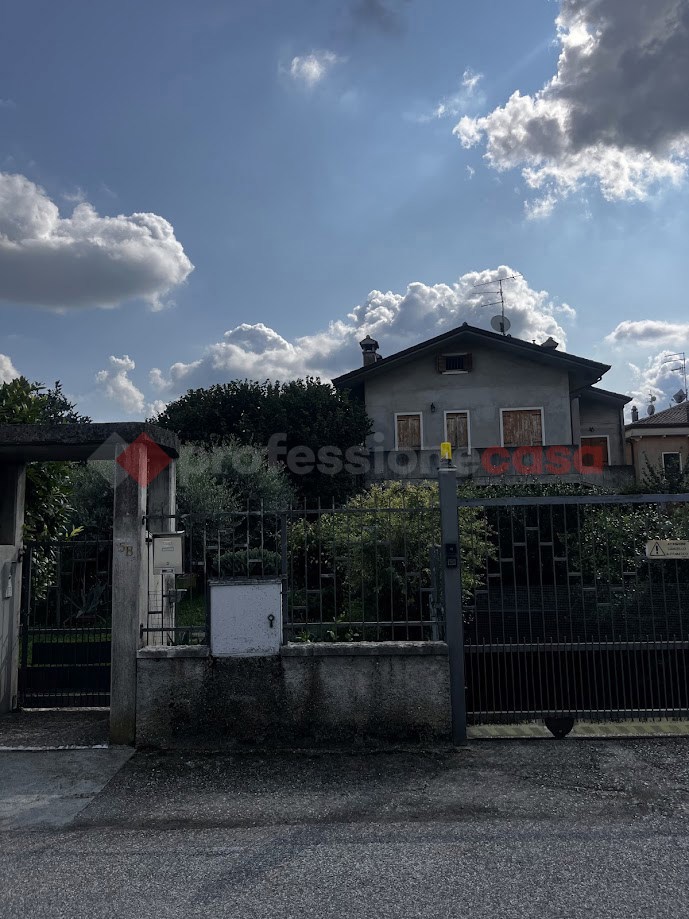 Quadrilocale con giardino a San Pietro in Cariano