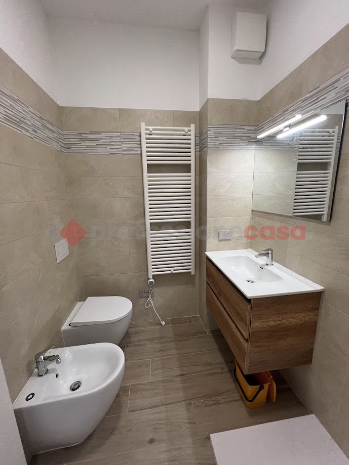 Quadrilocale arredato in affitto a Verona