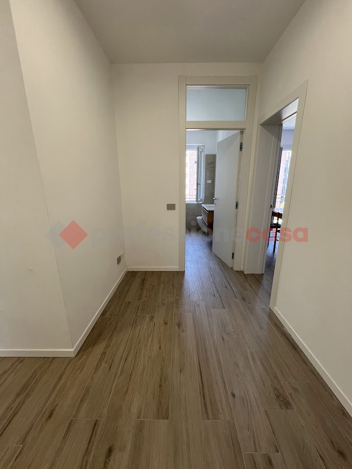 Quadrilocale arredato in affitto a Verona