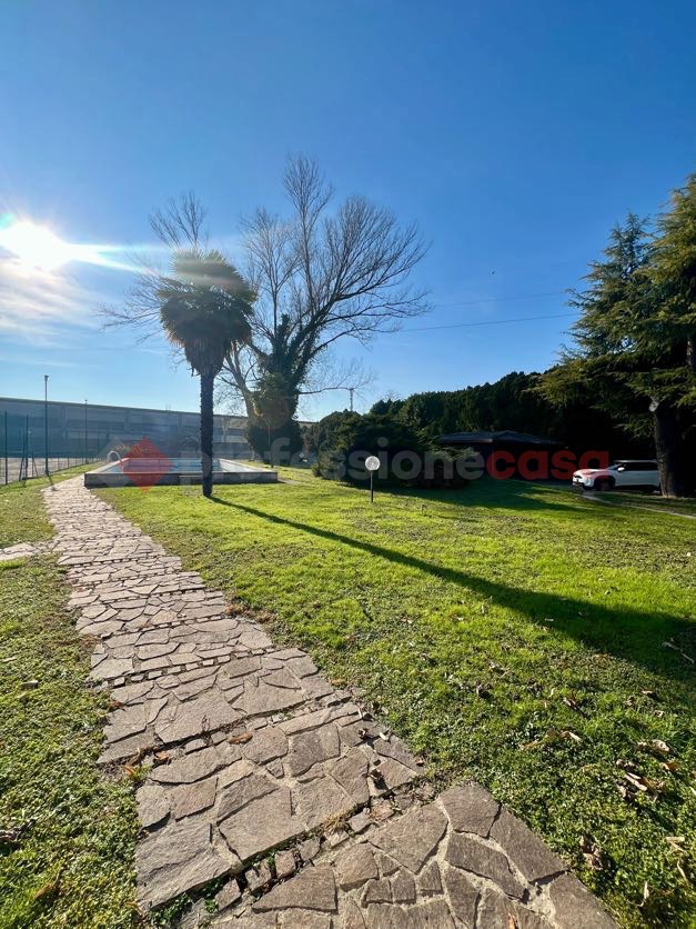 Villa con giardino a Noventa Padovana