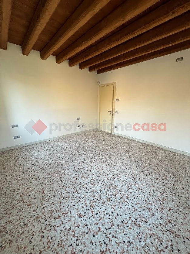 Appartamento con box doppio a Stra