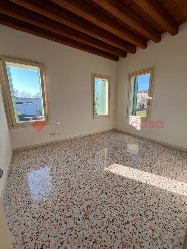 Appartamento con box doppio a Stra