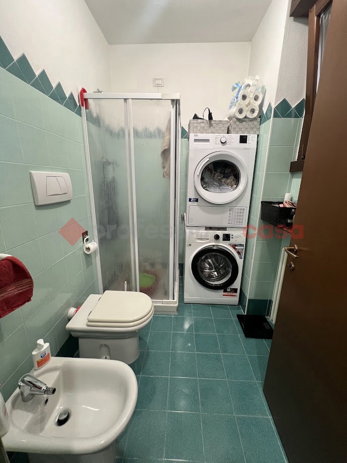 Bilocale con box a Verona