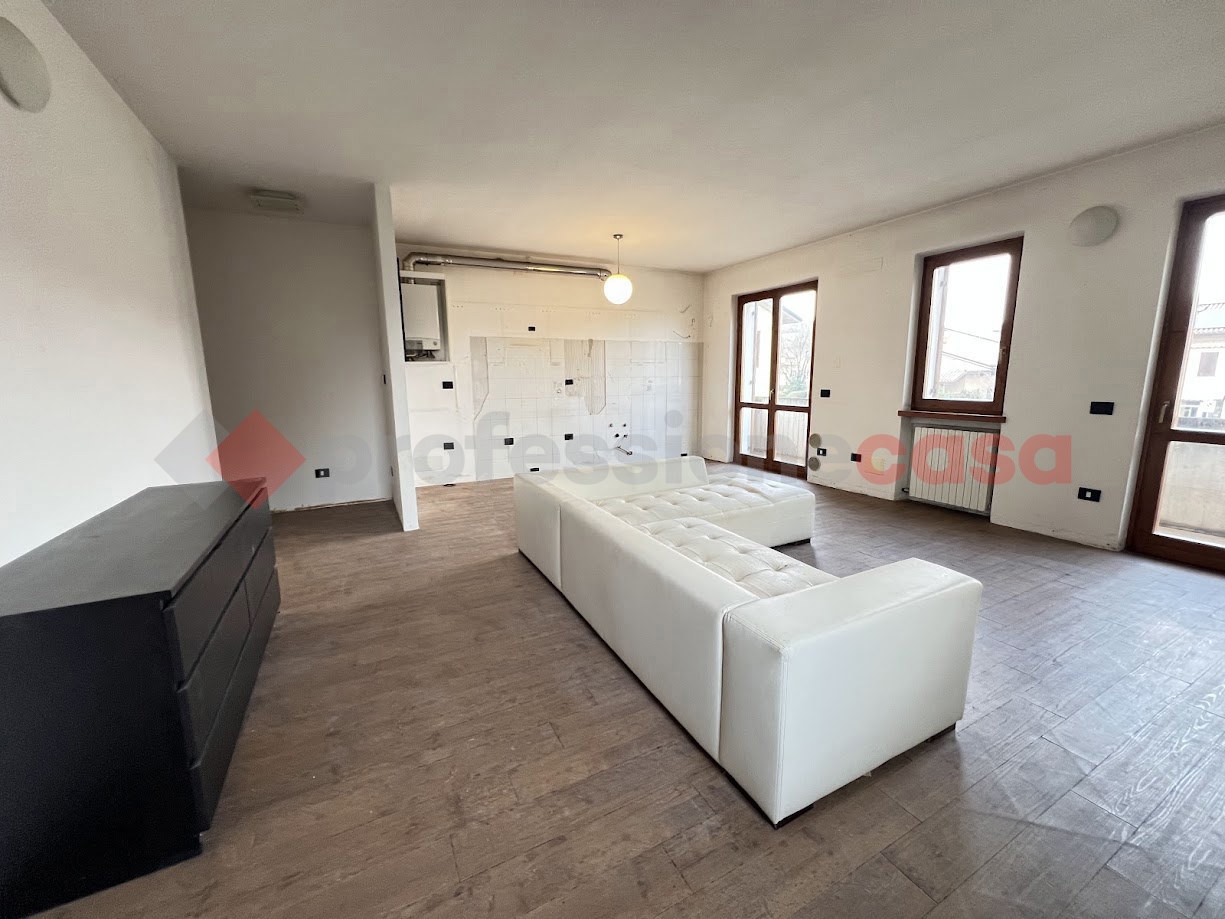 Quadrilocale in vendita a San Pietro in Cariano