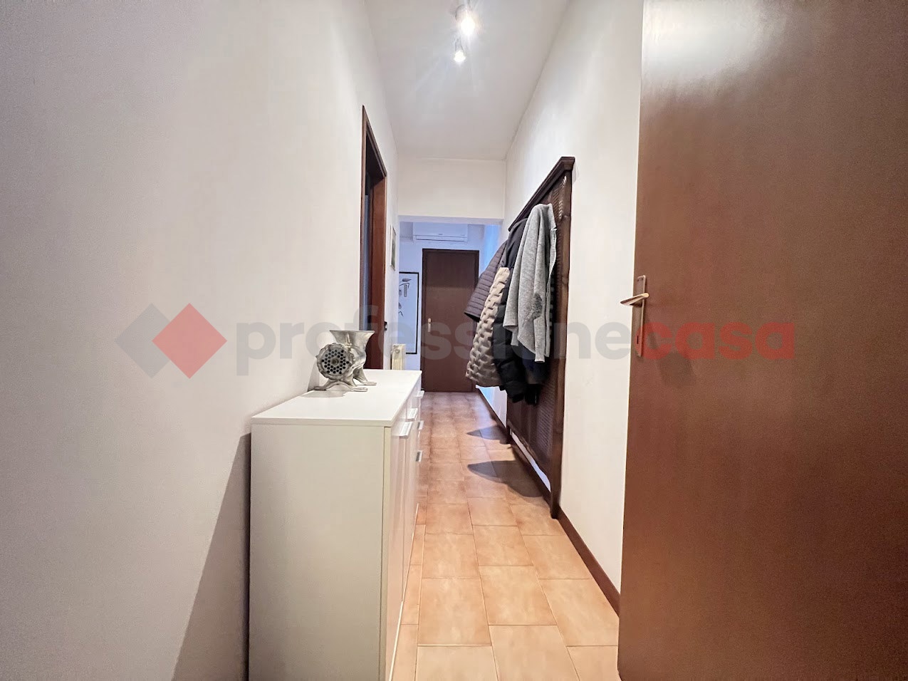 Bilocale arredato in affitto a Verona