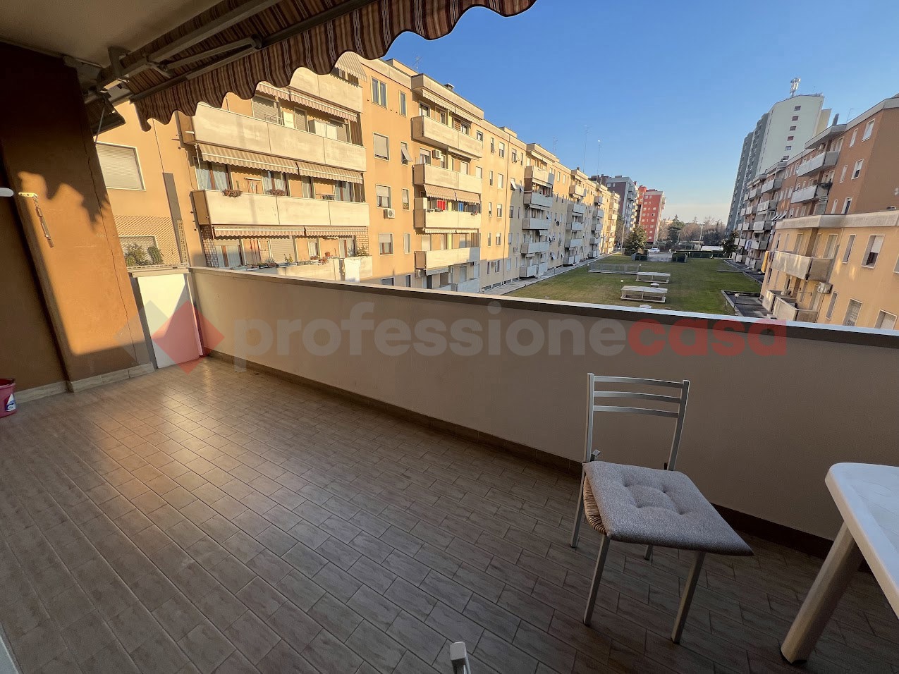 Quadrilocale arredato in affitto a Verona