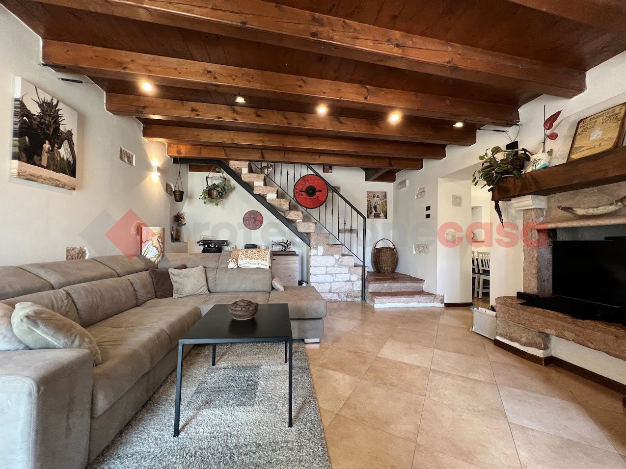 Quadrilocale con giardino a Grezzana