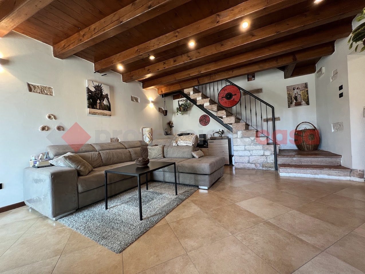 Quadrilocale con giardino a Grezzana