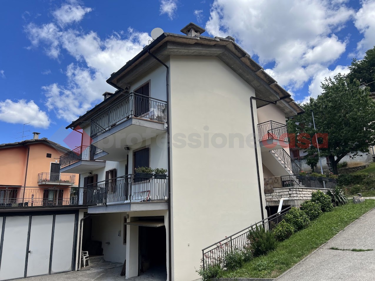 Appartamento in vendita a Rover� Veronese