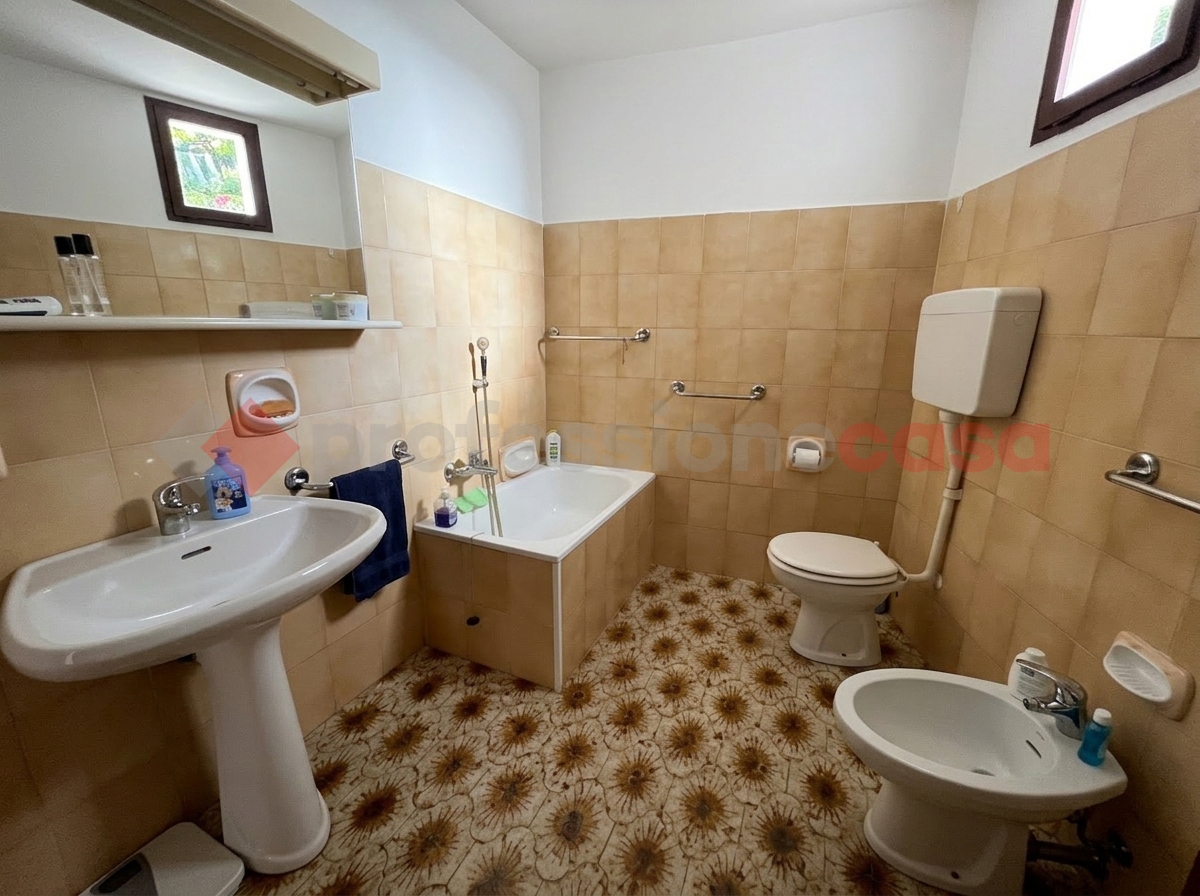 Casa indipendente con giardino a Verona
