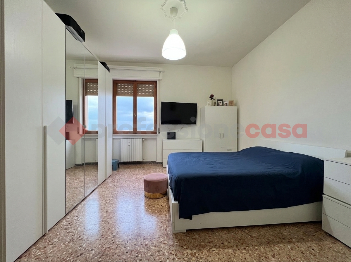 Monolocale arredato in affitto a Verona