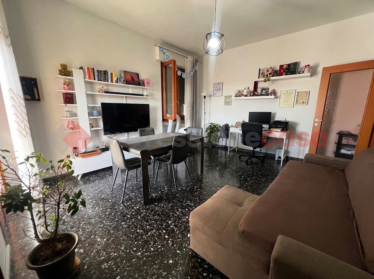 Monolocale arredato in affitto a Verona