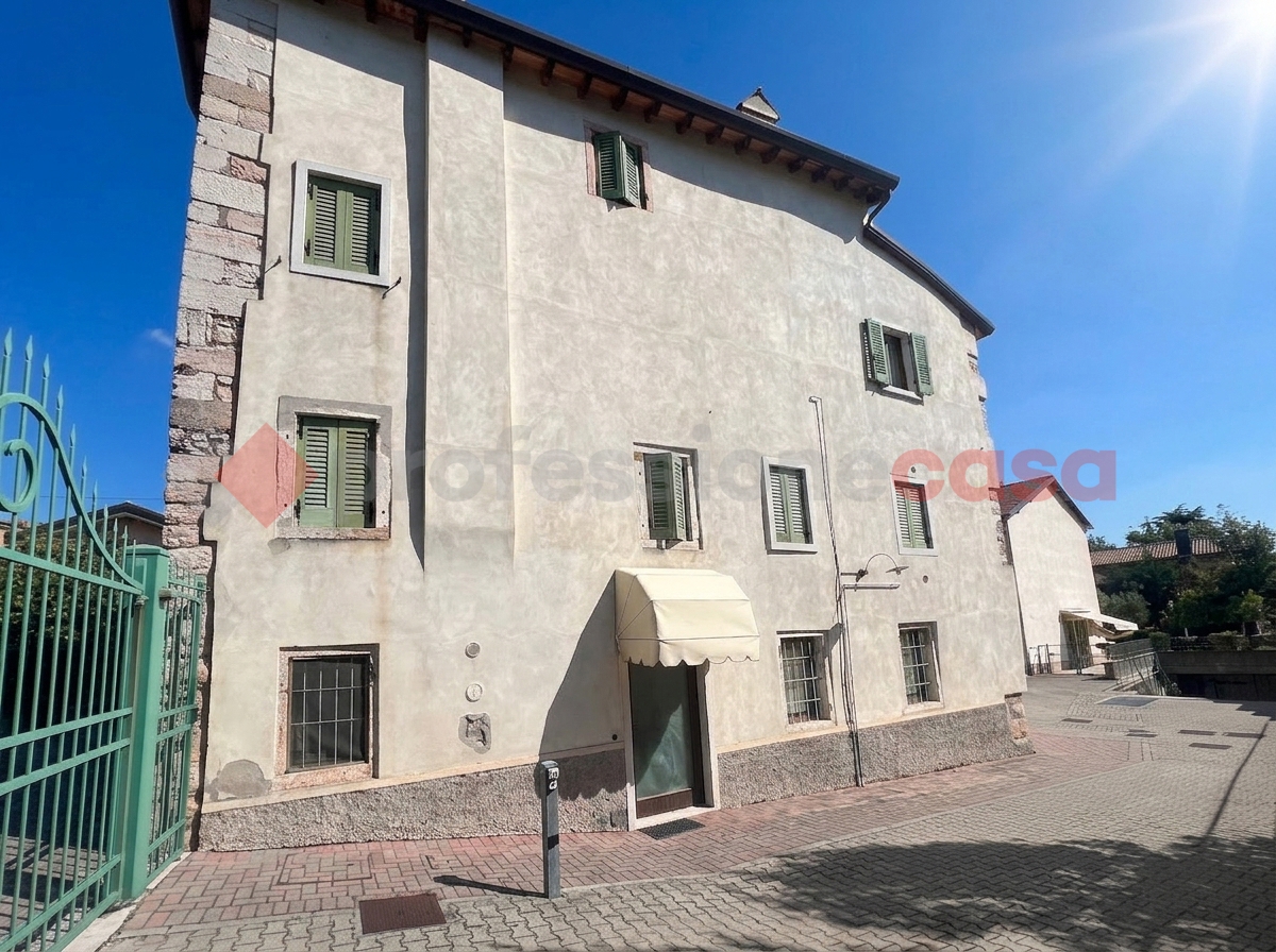 Bilocale ristrutturato a Grezzana