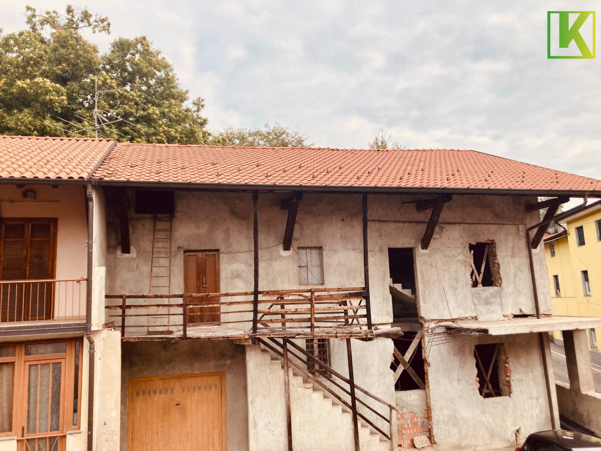 Casa semindipendente in vendita a Biandronno