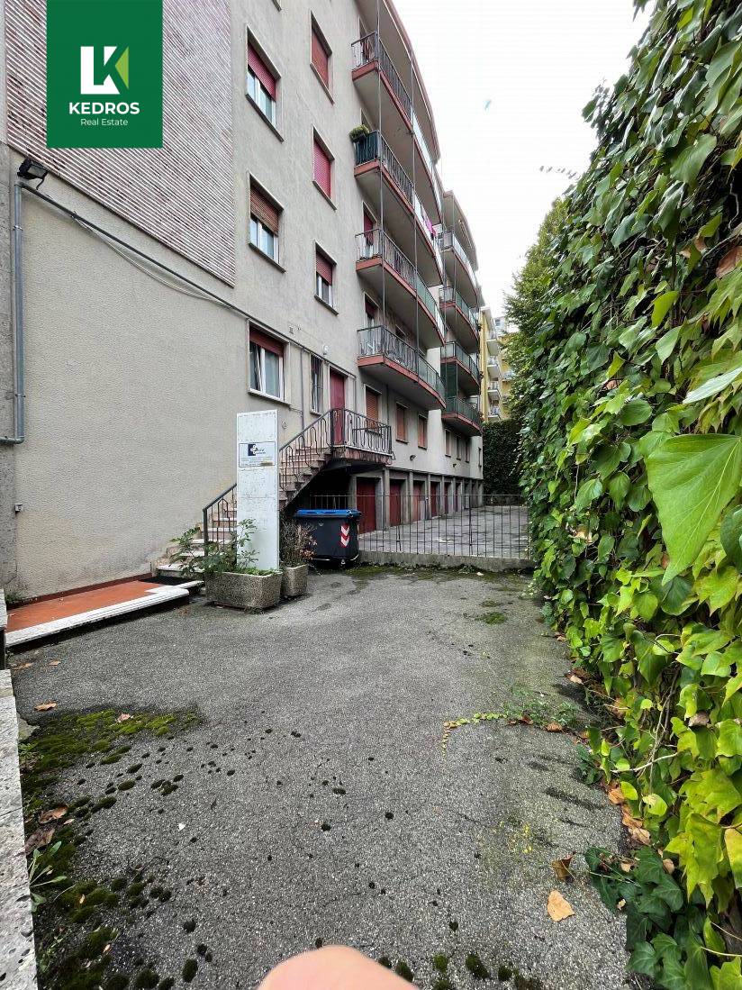 Appartamento Trilocale in vendita a Varese, Giubiano