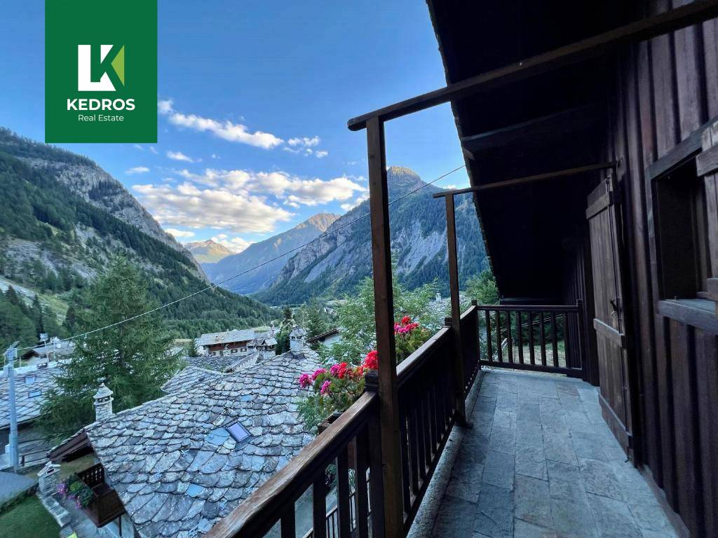 Appartamento Trilocale in vendita a Courmayeur, La Palud (La Pal)