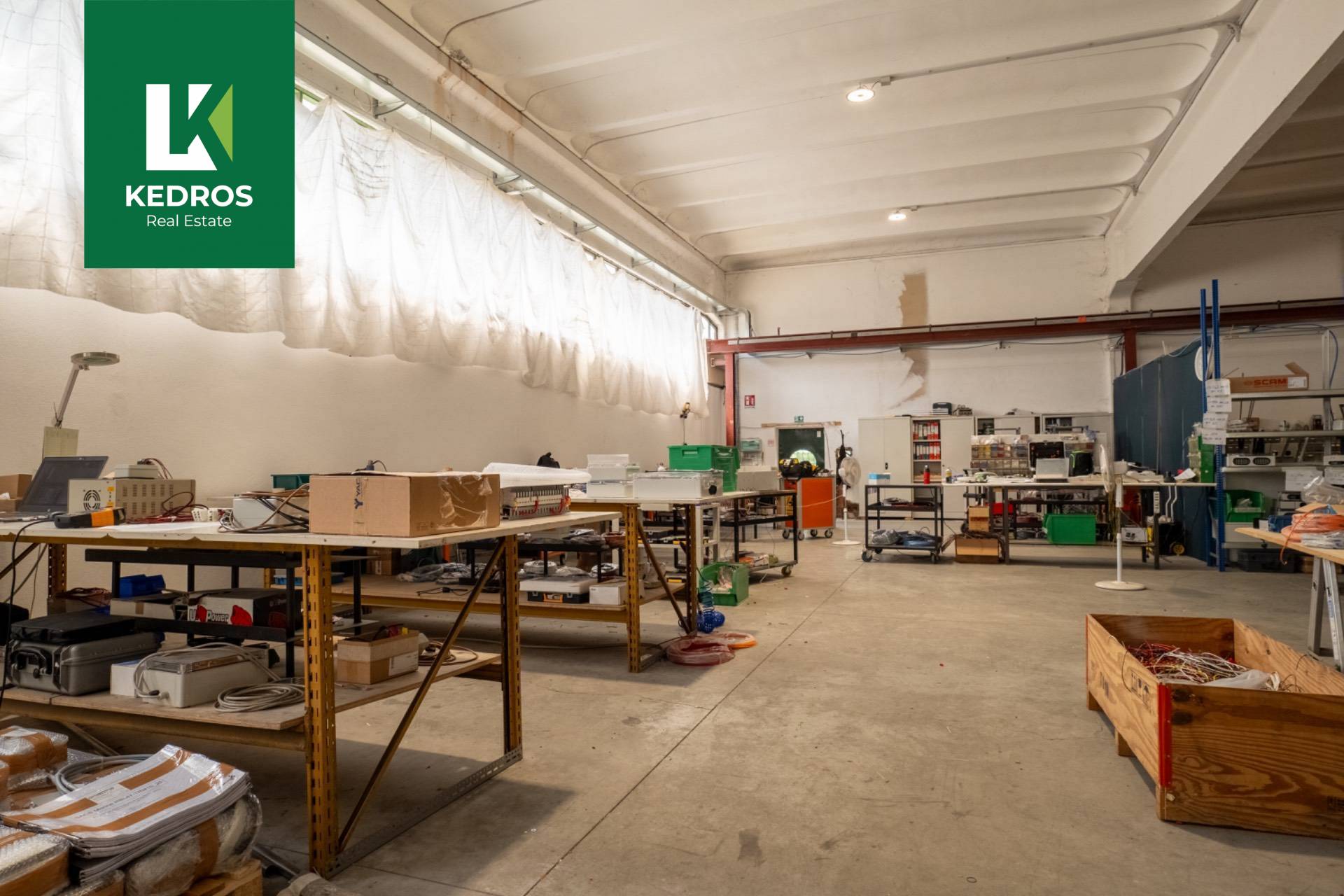 Capannone Industriale in vendita a Binago